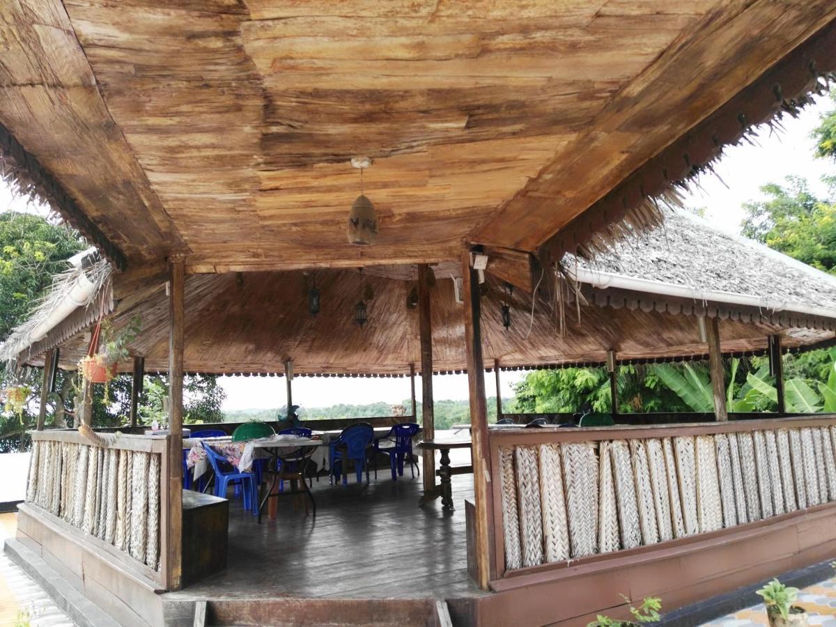 Sharook Riviera Grand Lodge Wete Buitenkant foto
